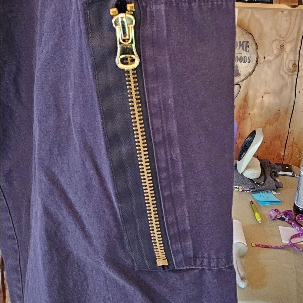 Chap's Capris- #CAP3 - Picture 7 of 11